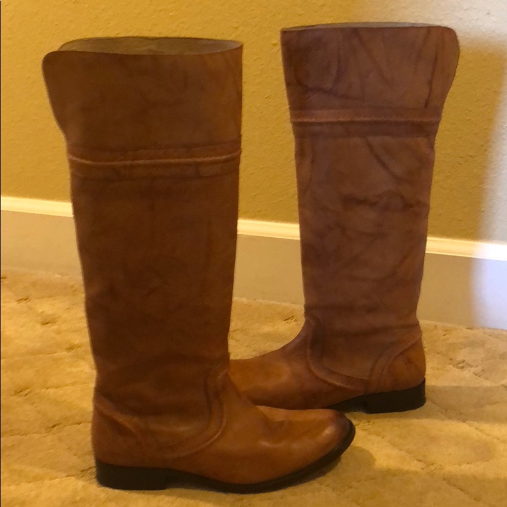 Frye “Melissa turpanto” boots size 8.5